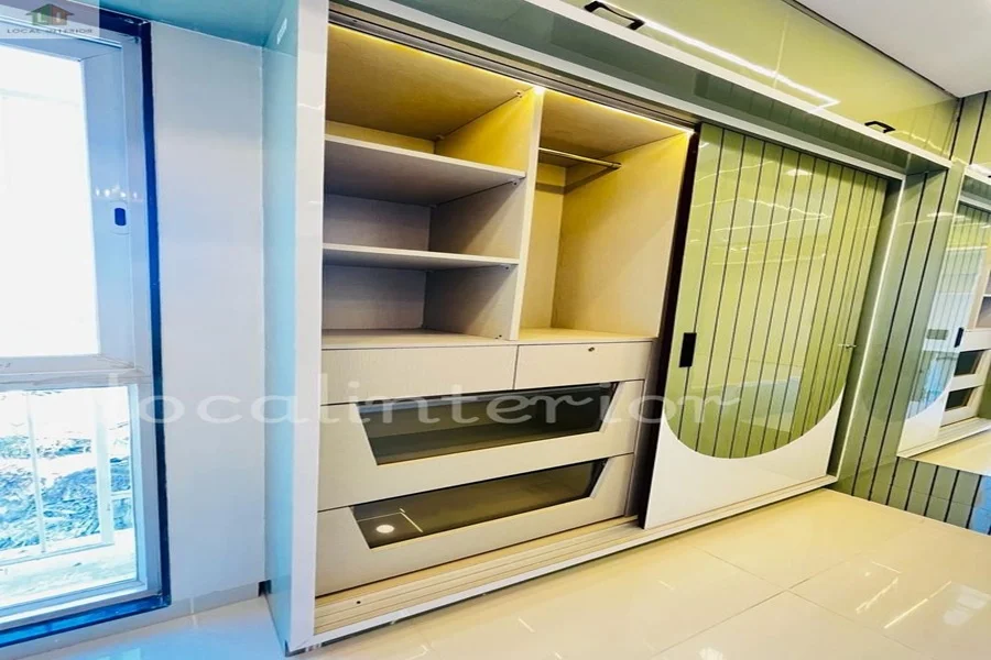 Sliding wardrobe design for small bedroom